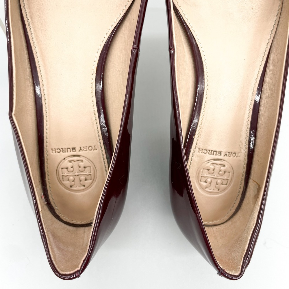 Tory Burch Gigi Pumps Womens 7M Burgundy Patent Leather Low Heel Gold Logo - Picture 9 of 12
